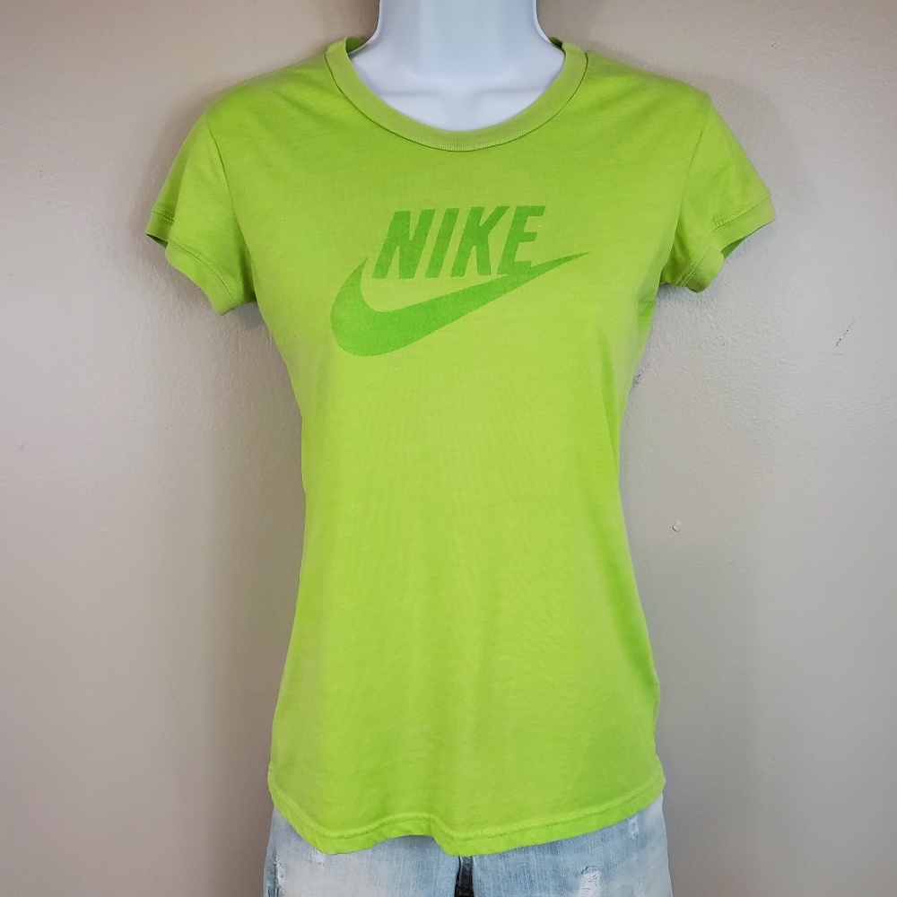 Nike Juniors Green Cap Sleeve T-Shirt